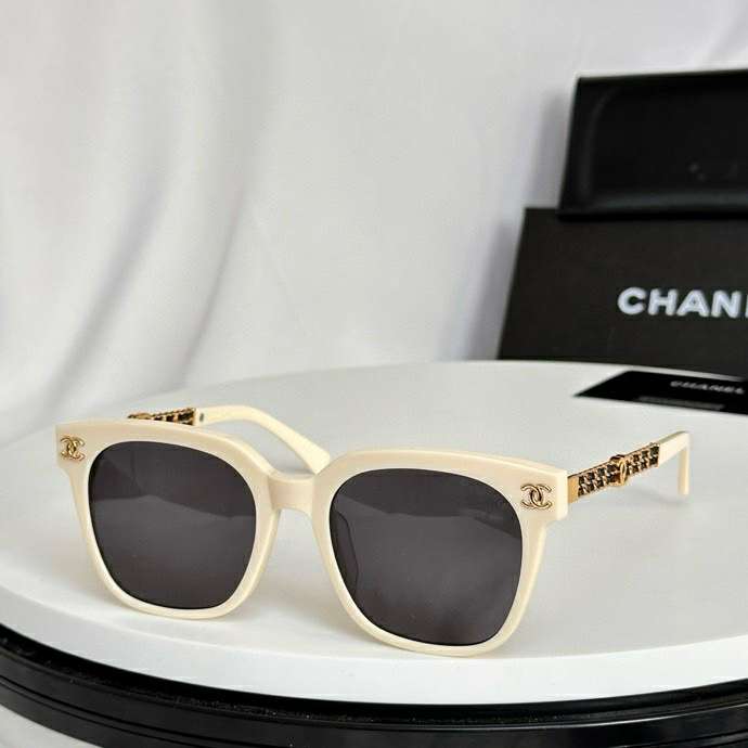 Picture of Chanel Sunglasses _SKUfw56807186fw